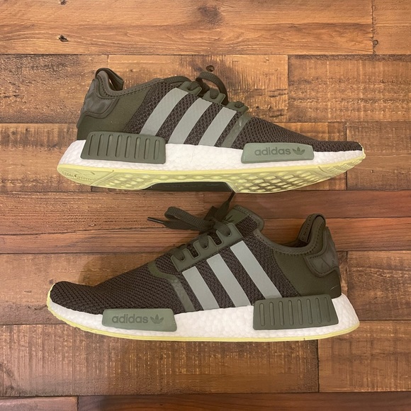 adidas gazelle silver green womens Adidas NMD_R1 – Tejori main image 0